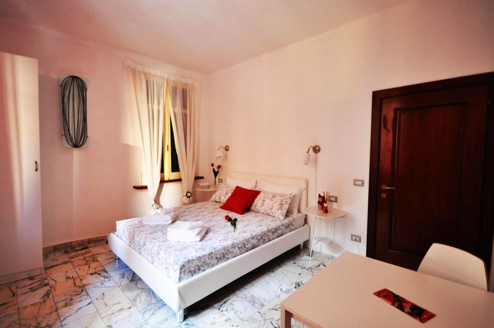 From Italy With Love Verona Bagian luar foto